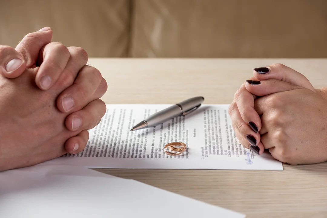 Divorcio e seguro de vida en Galicia: revisión esencial tras a separación
